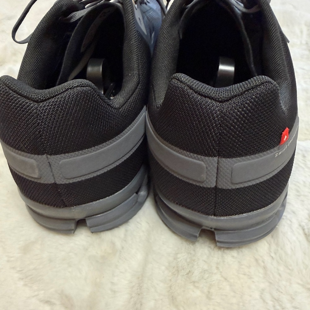 NEW! $160 On Running Cloudflow Athletic Sneakers Shoes Black Gray White 14 - Picture 7 of 9